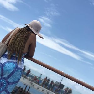 Meet your Posher, Fatima